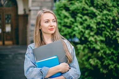 Післядипломна освіта в Польщі – можливість підвищити кваліфікацію за кордоном